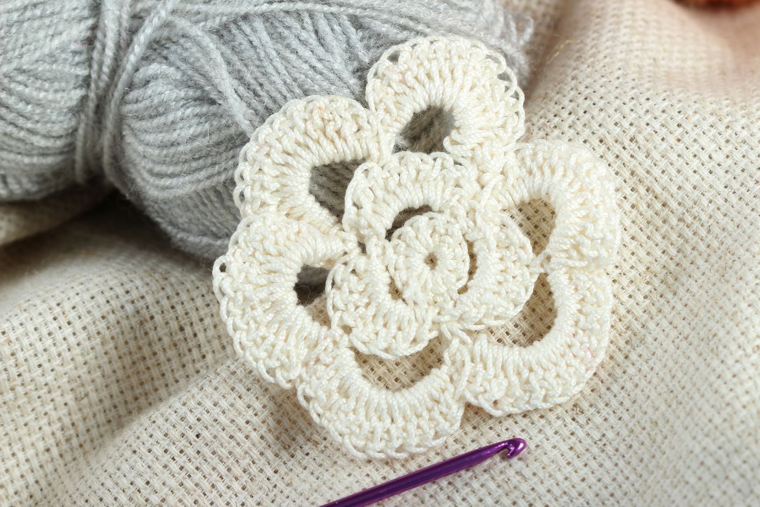 Fleur tricot faite main Fourniture bijoux Loisirs créatifs coton design original photo 1