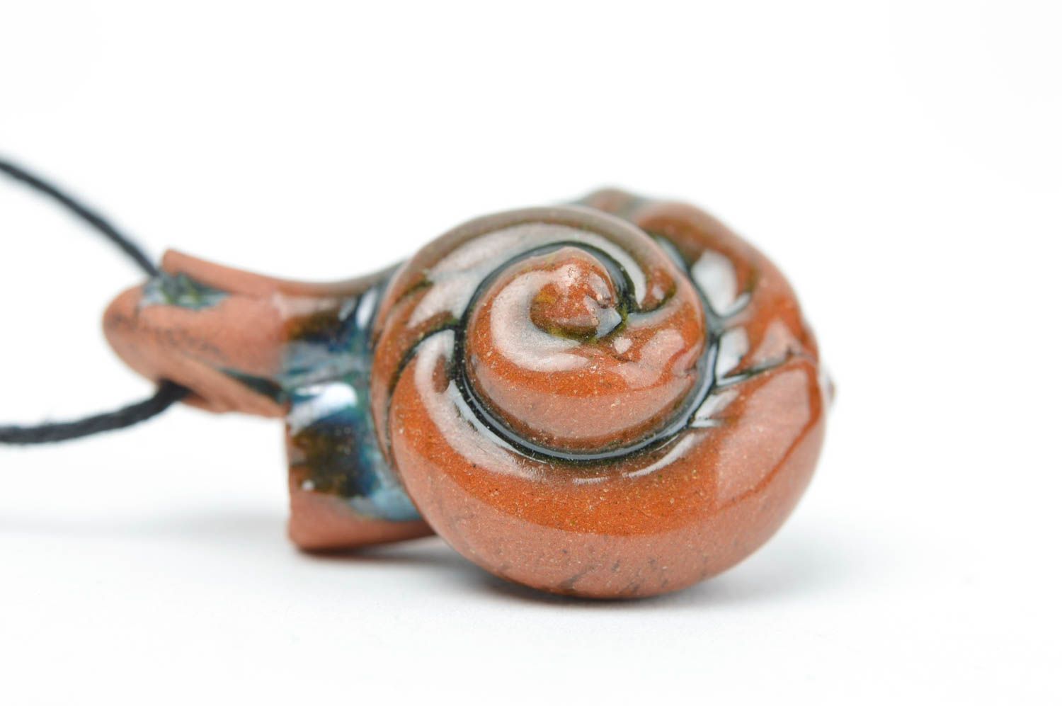 Handmade pendant in shape of mussel stylish ceramic accessory unusual jewelry photo 2