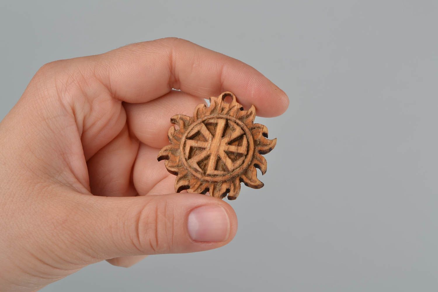 Slavic pendant amulet made of natural wood beautiful talisman Kolovrat 8 rays  photo 2