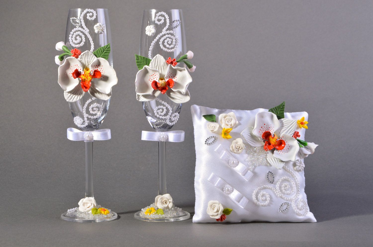 Бокалы на свадьбу стеклянные 2 шт с орхидеямии подушечка для колец хэнд мэйд фото 2