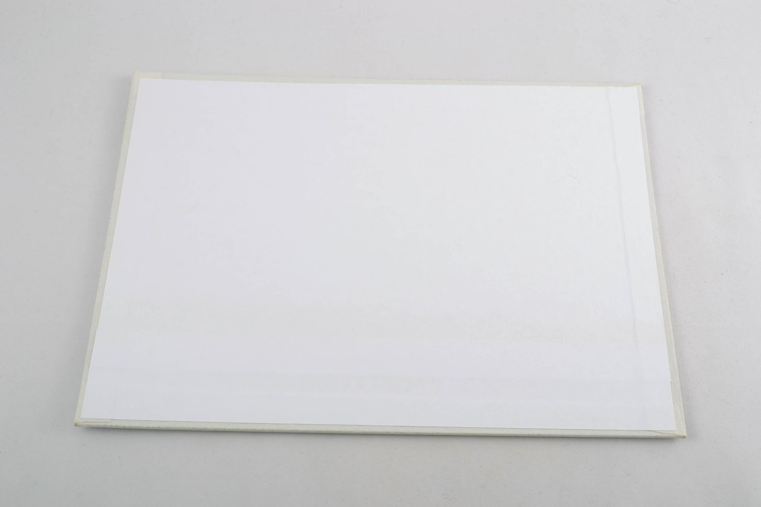 Cotton canvas with fiberboard stretcher photo 3