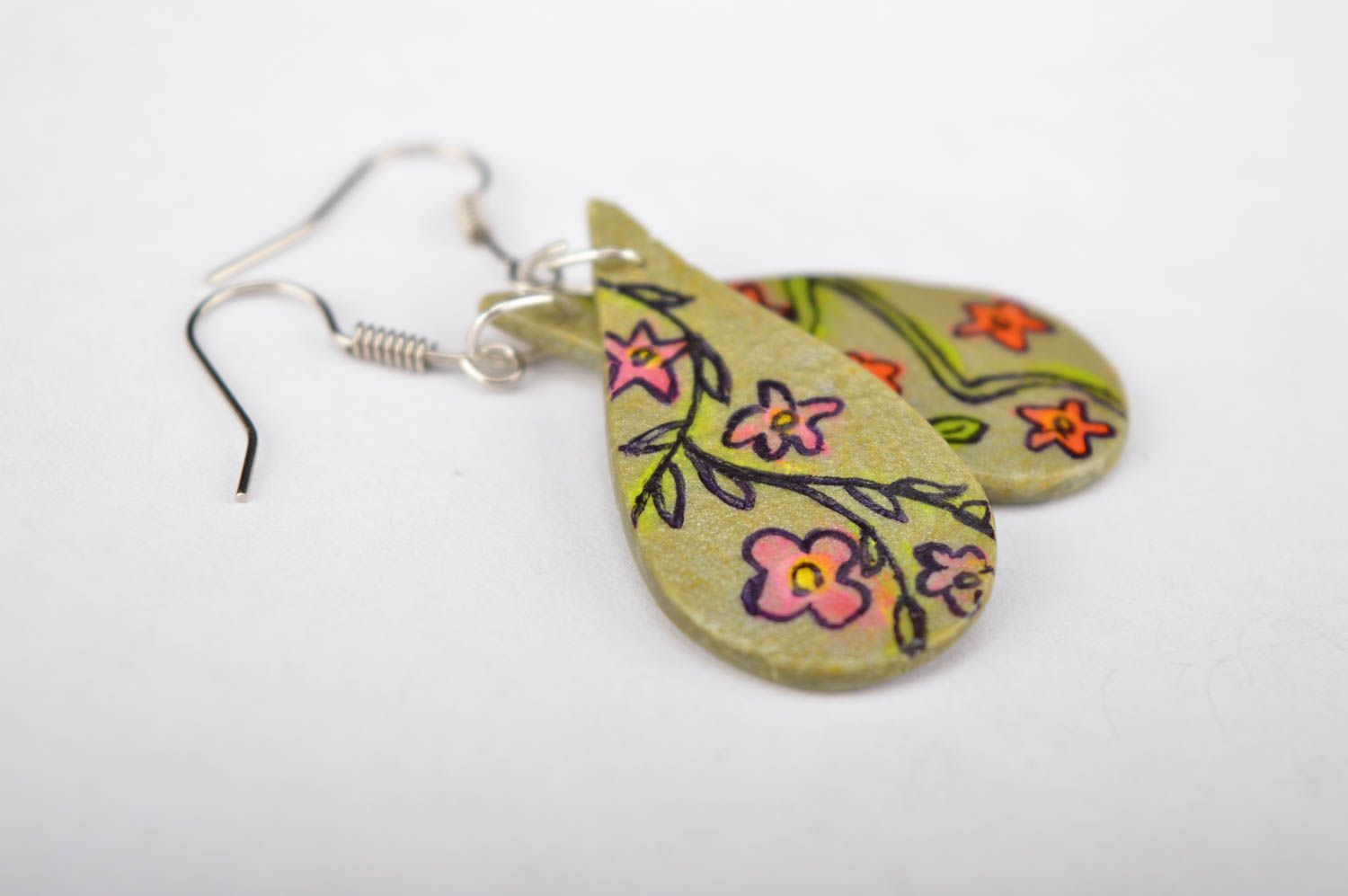 Beautiful handmade plastic earrings beautiful jewellery fashion tips gift ideas photo 4