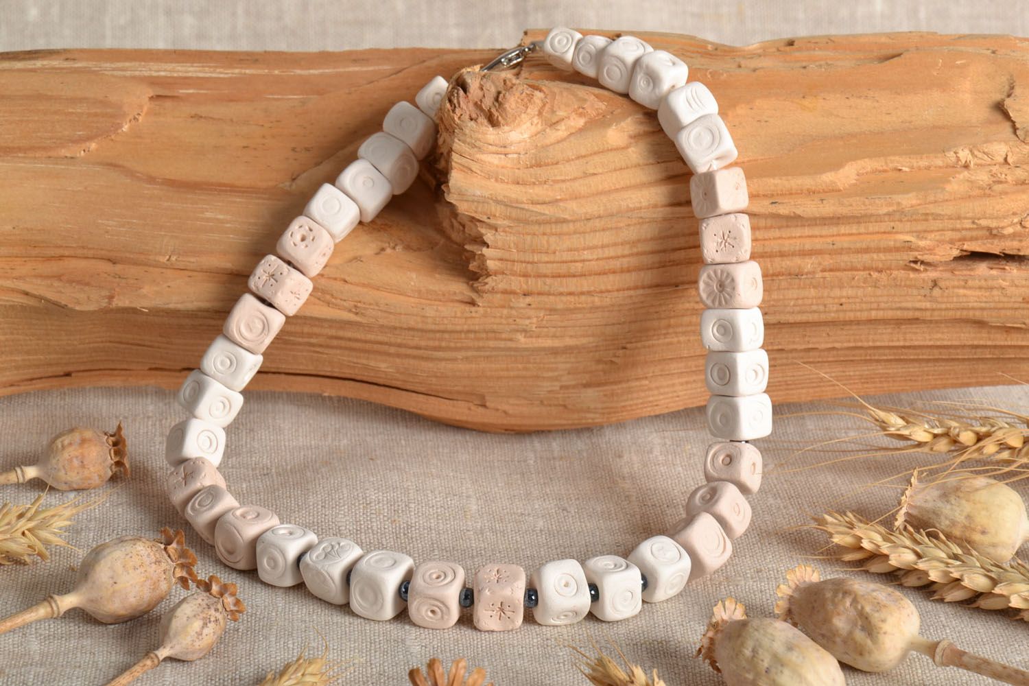 Bead necklace in eco style photo 1