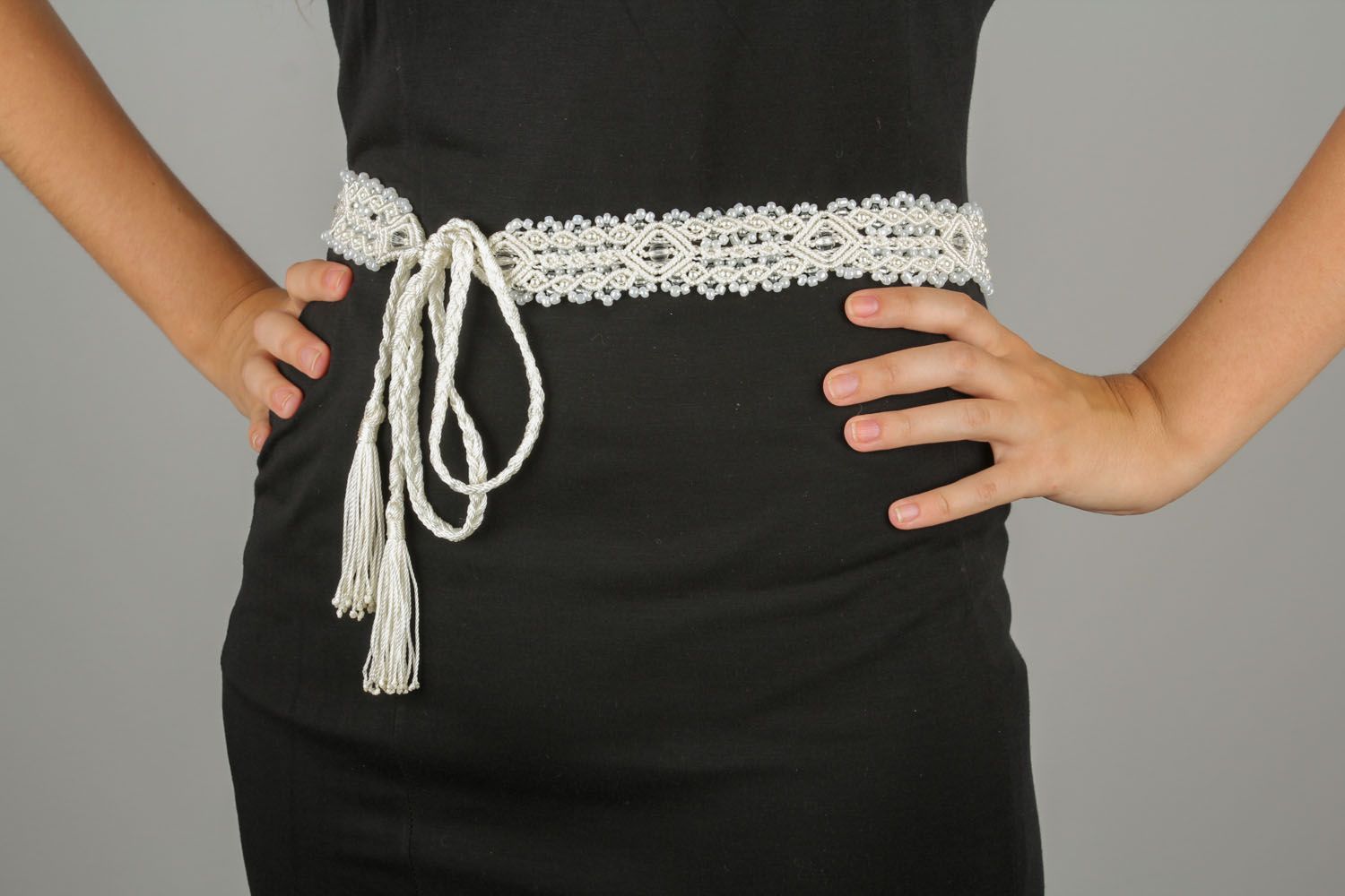 Hand woven belt White with Beads photo 1