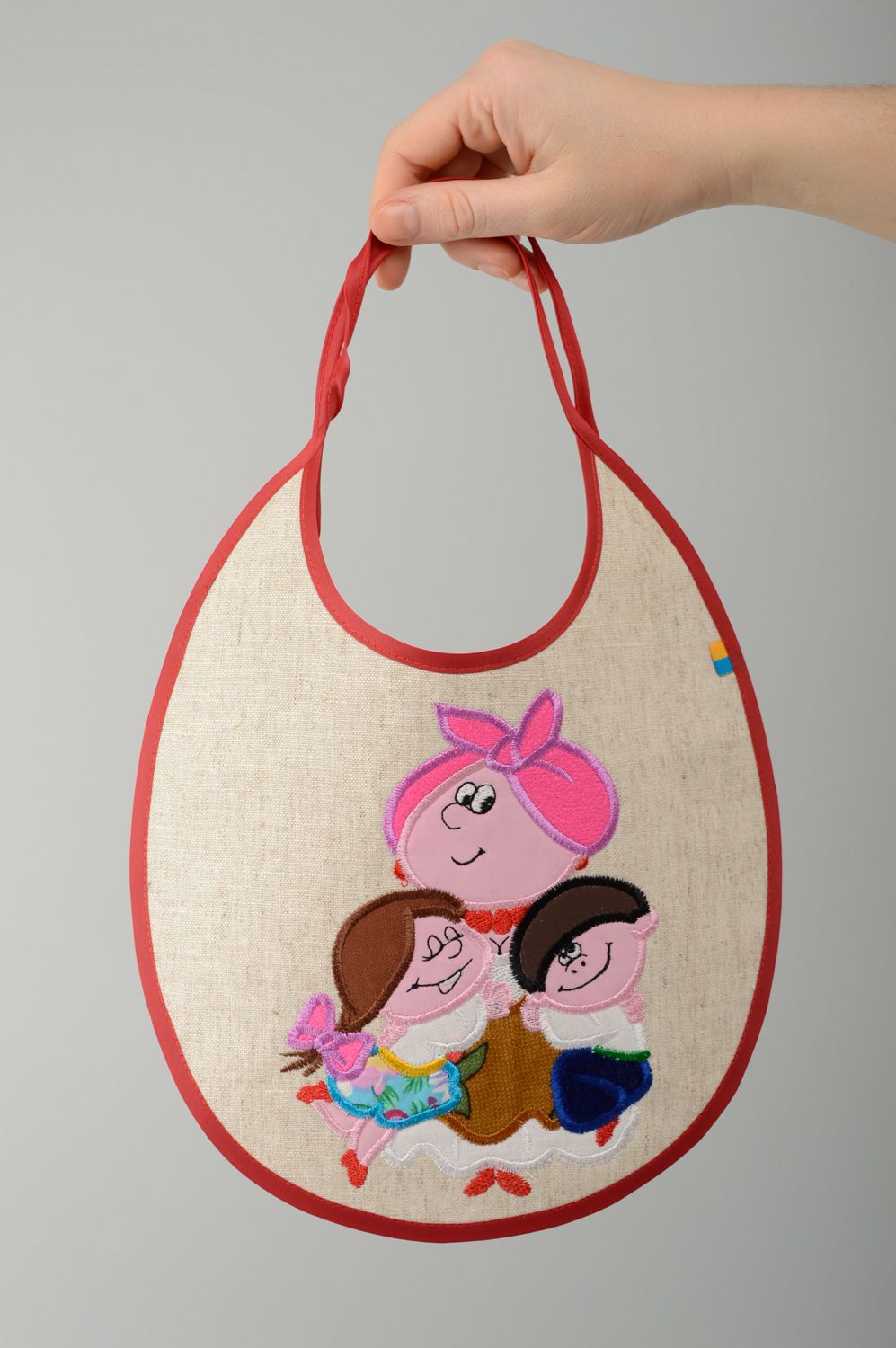 Children's linen bib with embroidery and applique work photo 4