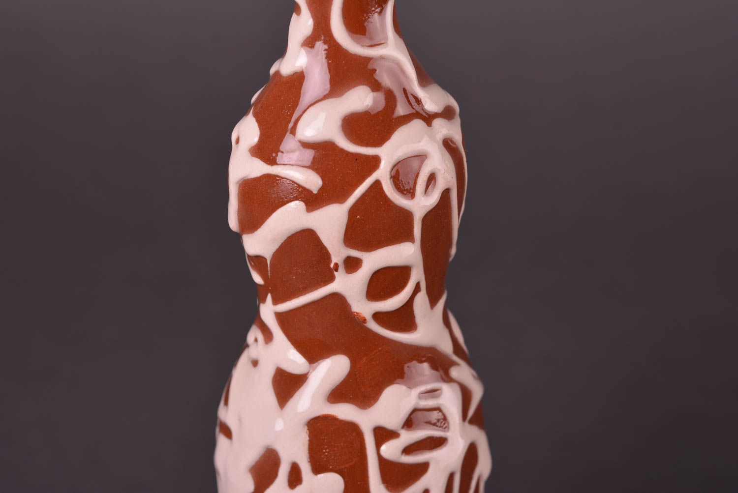 Подарок ручной работы глиняная бутылка коричневая керамическая бутылка 500 мл фото 4