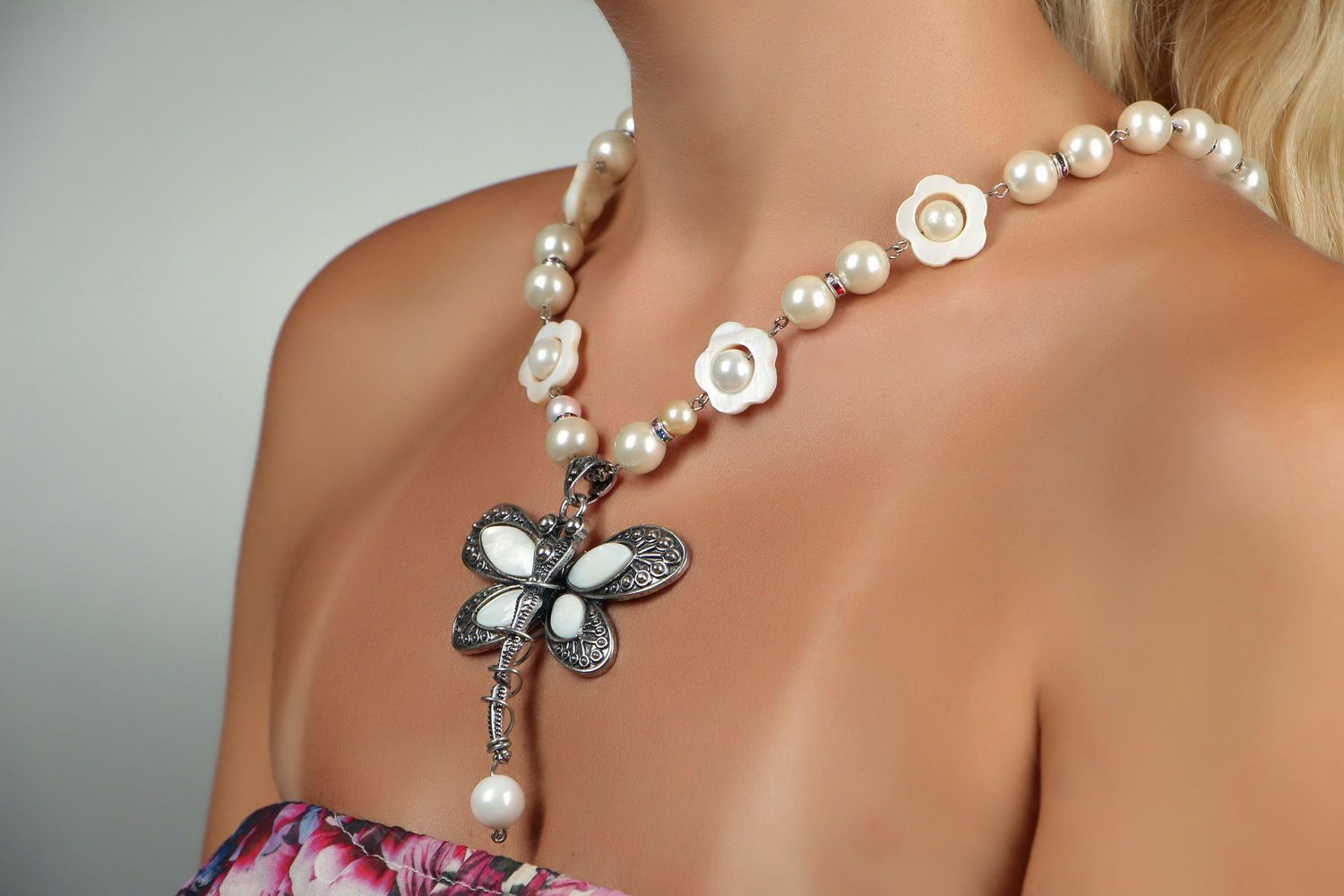 Necklace with artificial pearls Dragonfly photo 5