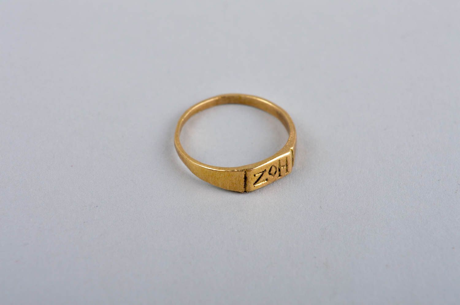 Кольцо ручной работы кольцо из латуни металлическое украшение авторское фото 2