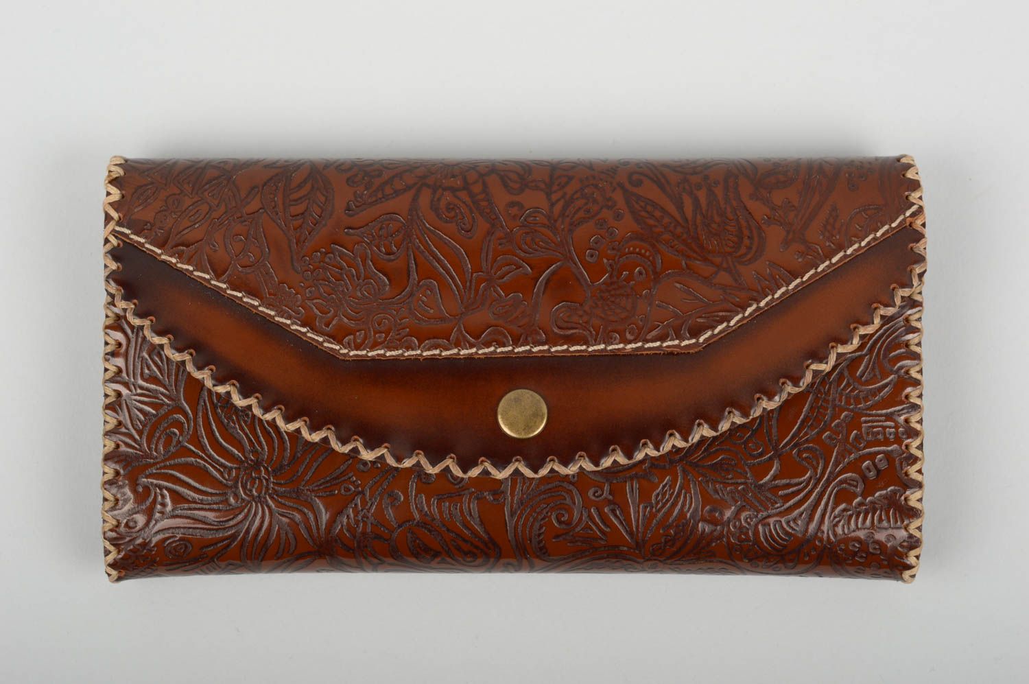 Schönes modisches braunes handgemachtes Portemonnaie aus Leder mit Mustern foto 5