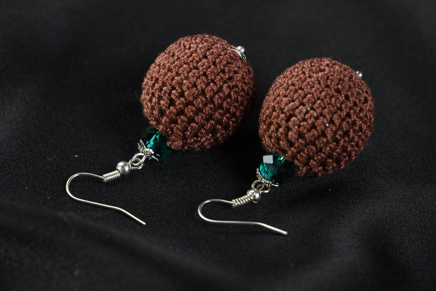 Round crocheted earrings photo 3