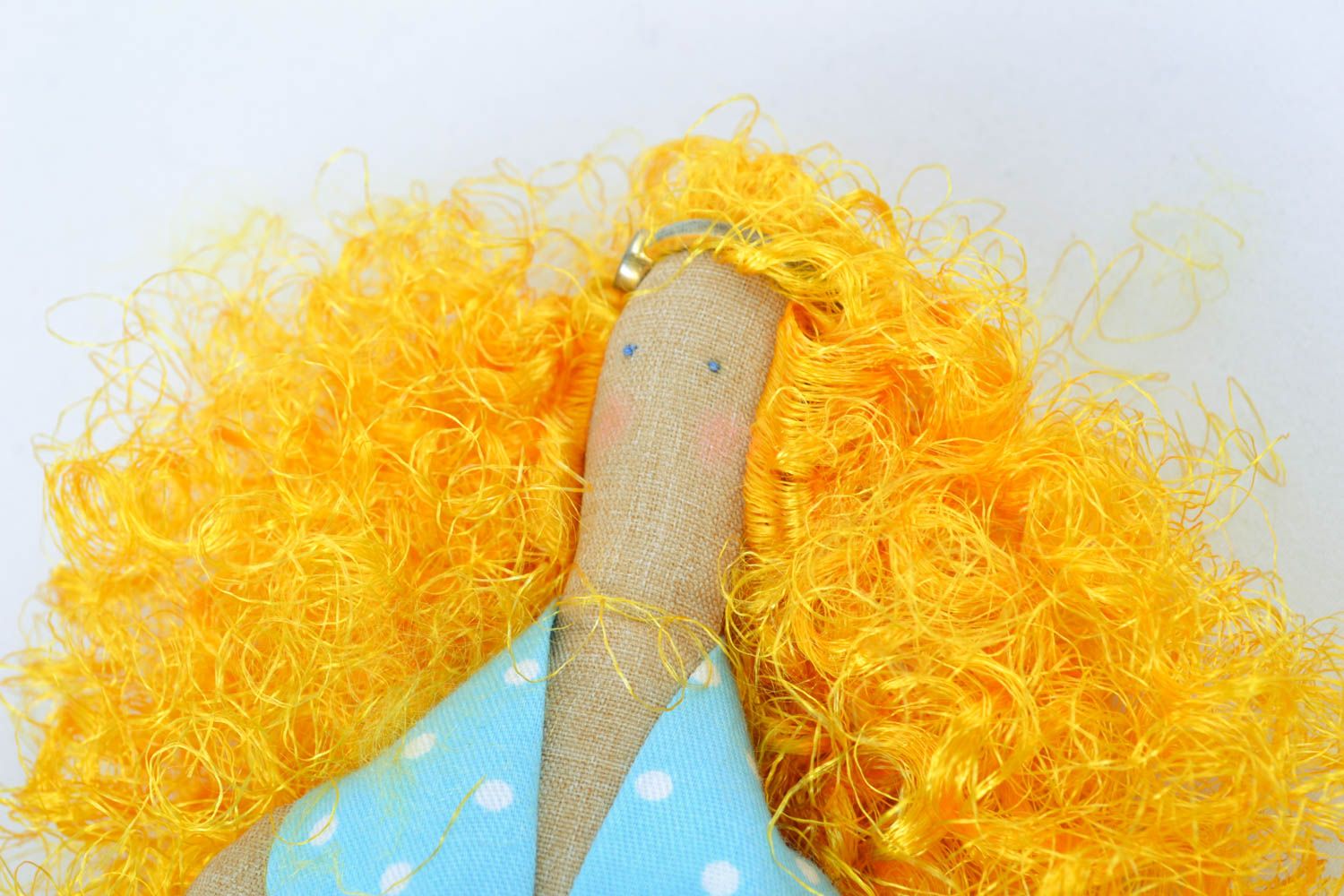 Poupée en lin avec robe bleue photo 3