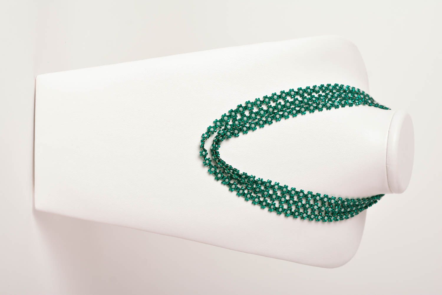 Accesorio de abalorios hecho a mano regalo original collar de moda verde vivo foto 2