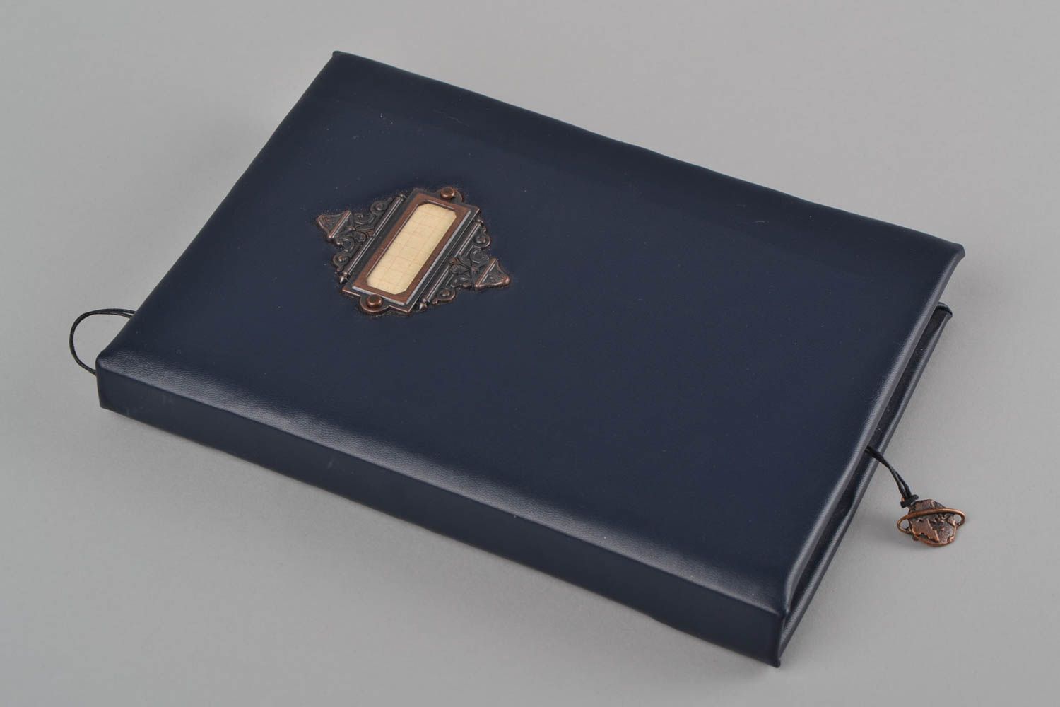 Синий блокнот из искусственной кожи 360 листов ручной работы с закладкой фото 3