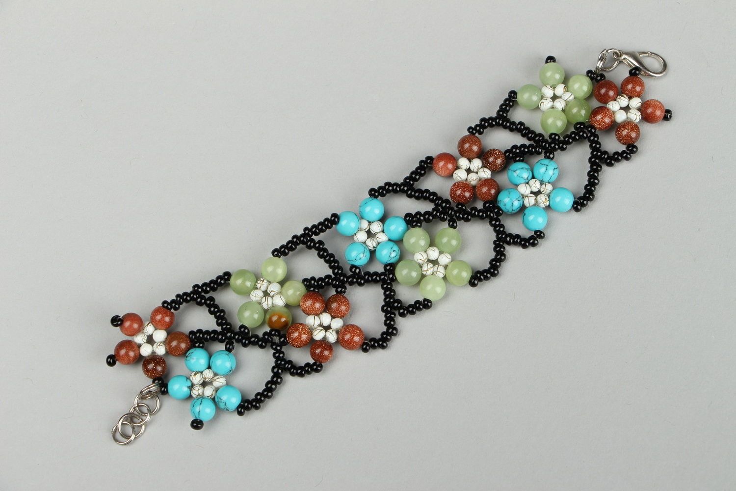 Bead bracelet with aventurine, chrysolite and turquoise photo 2