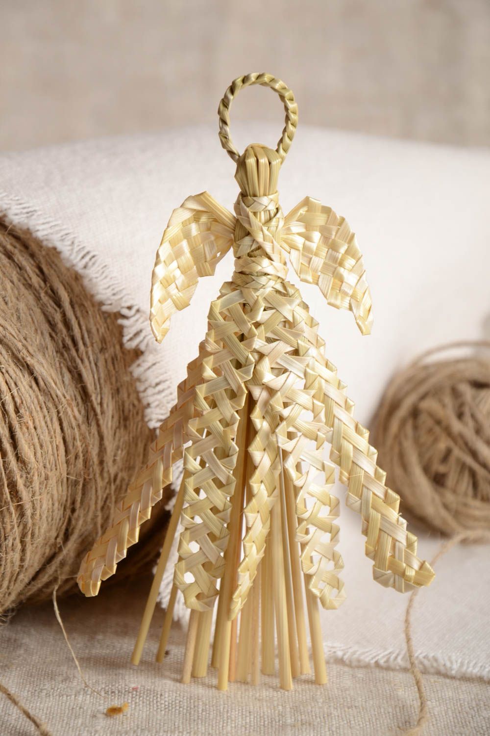 Интерьерная подвеска плетеная из соломы елочная игрушка ручной работы эко декор фото 1
