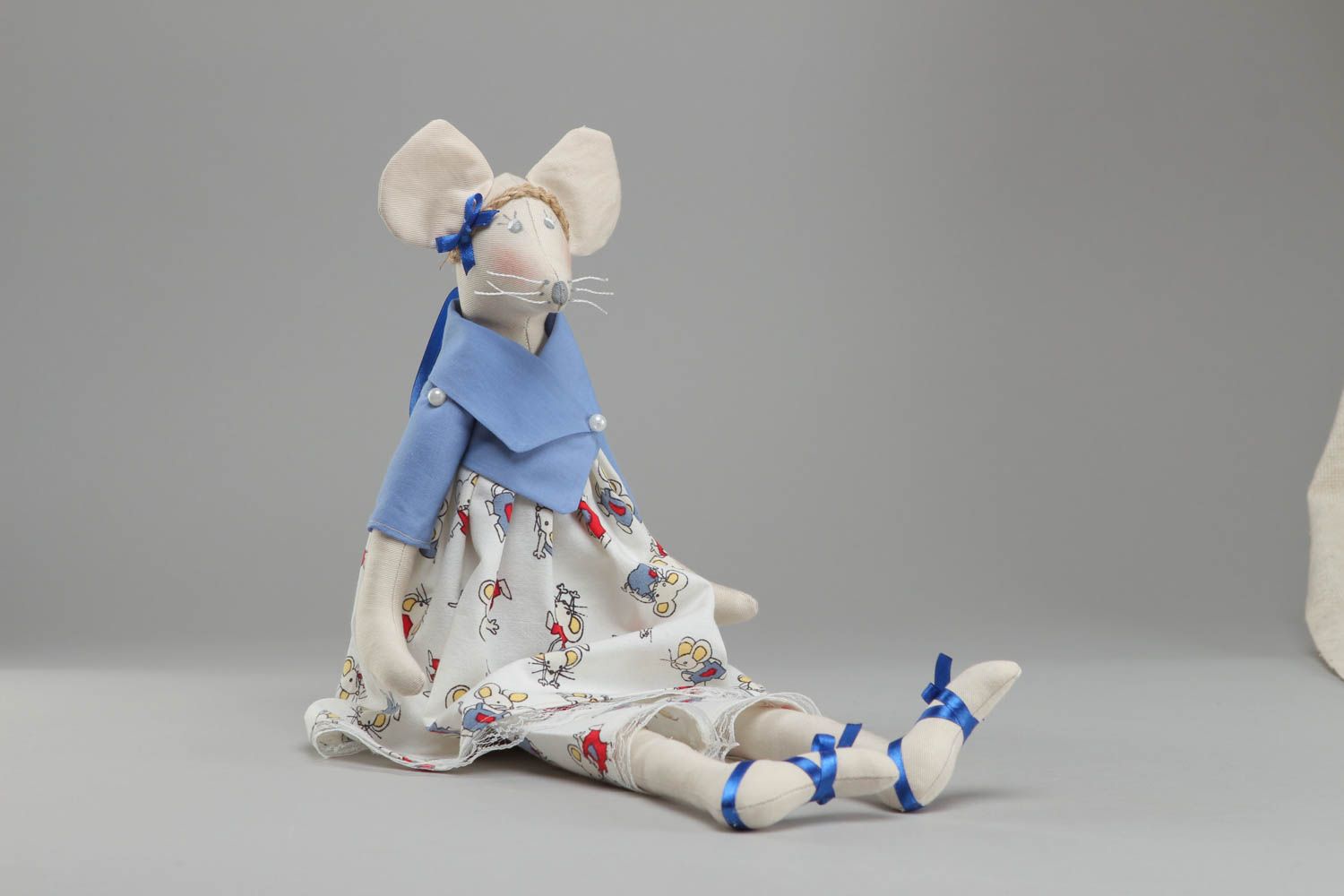 Мягкая игрушка из ткани Мышка в синем фото 1