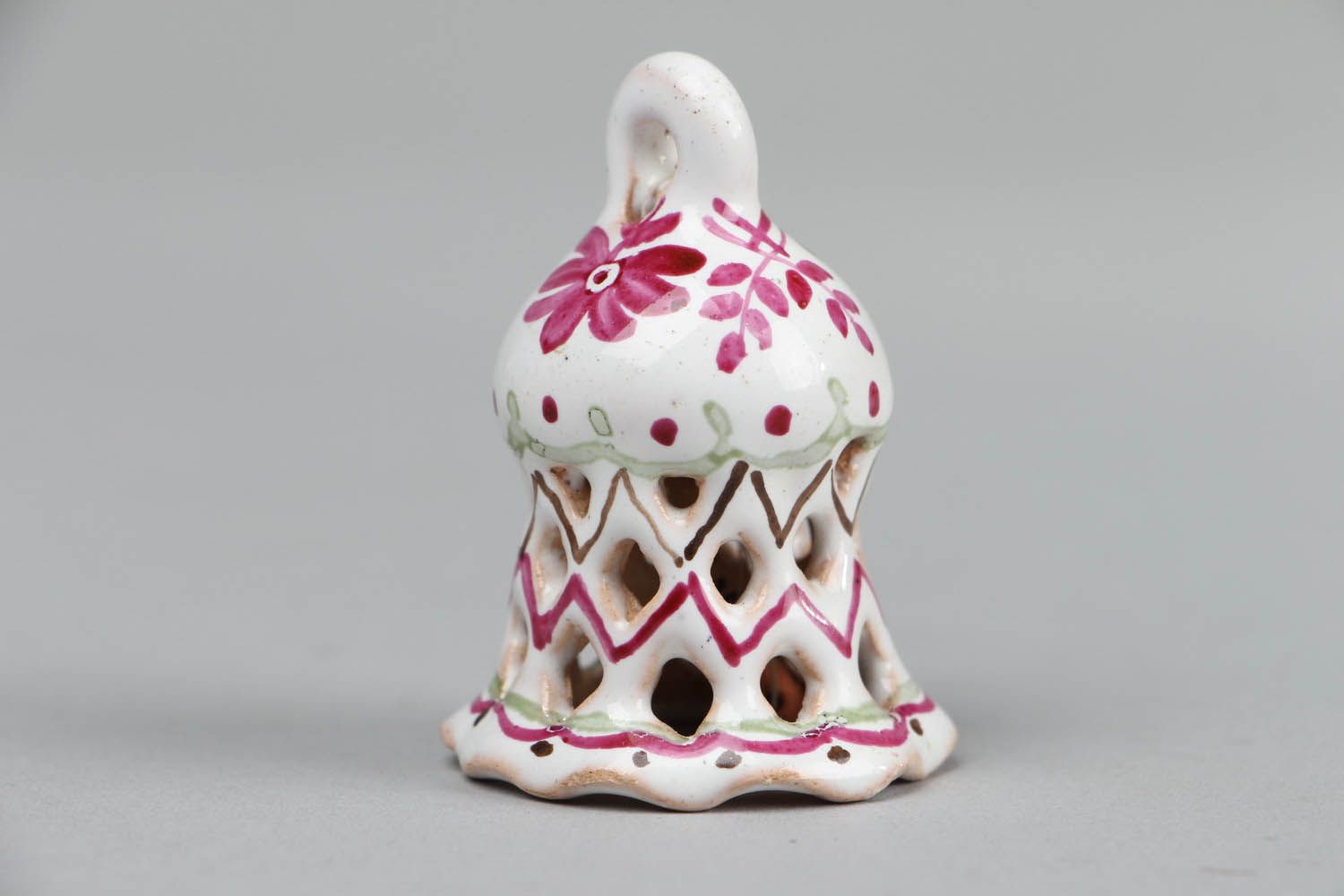 Dekoratives handgemachtes Glöckchen aus Keramik foto 1