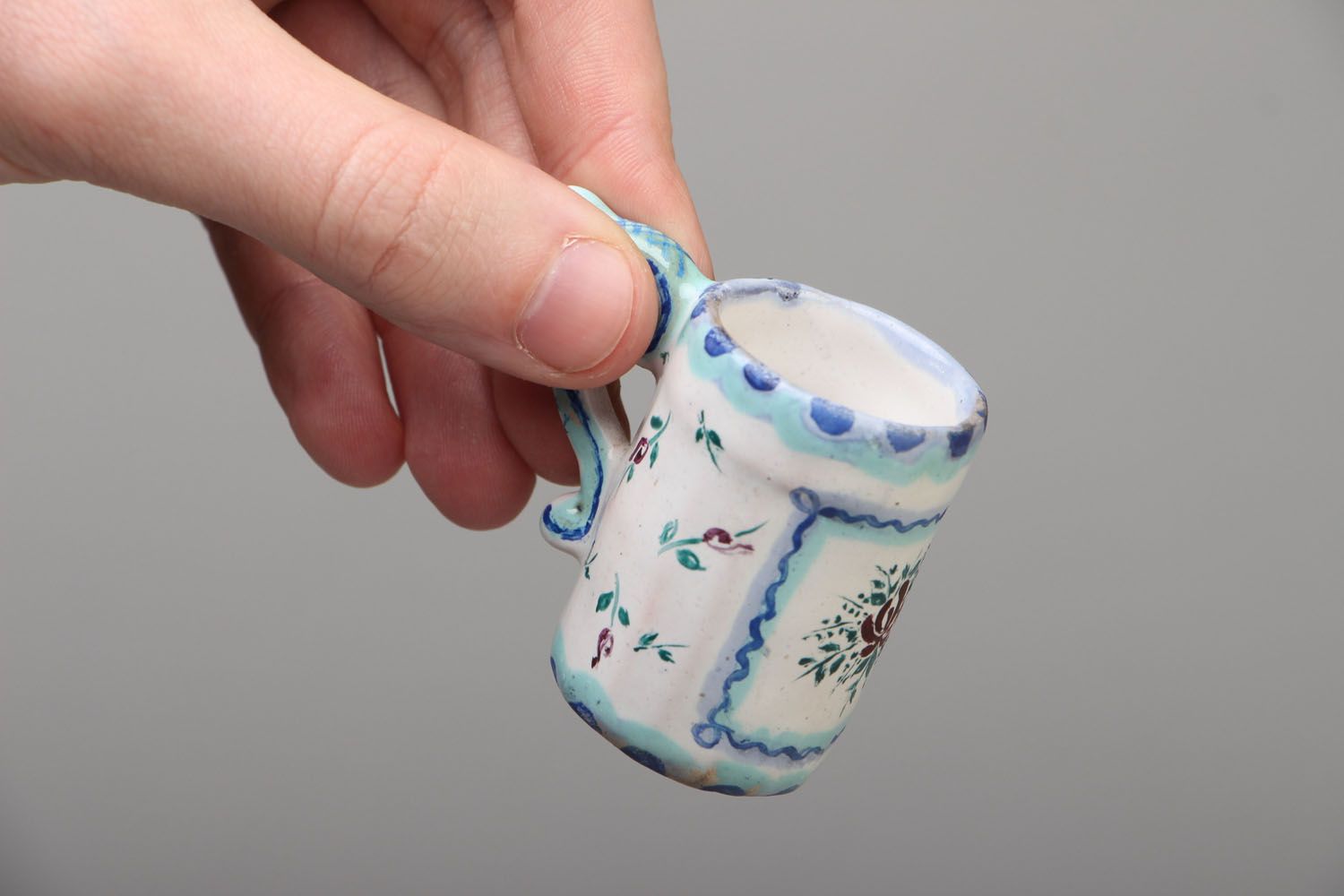 Крошечная глиняная чашка декоративная фото 4