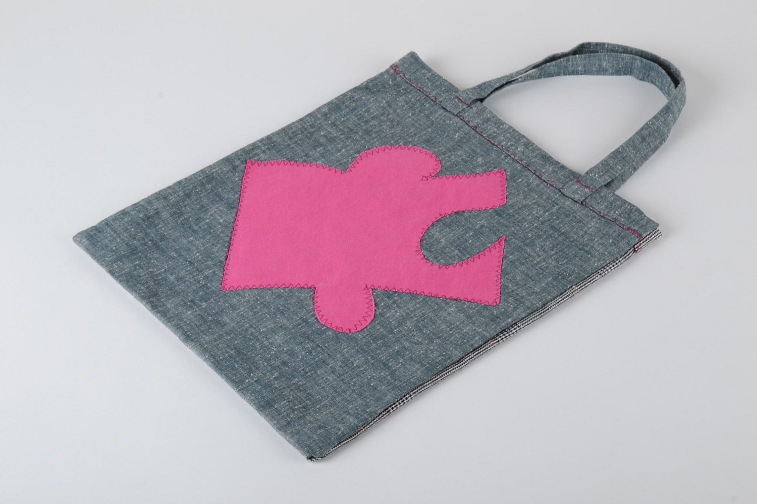Handmade grey ladies shoulder bag made of cloth with applique work in the form of a puzzle photo 2