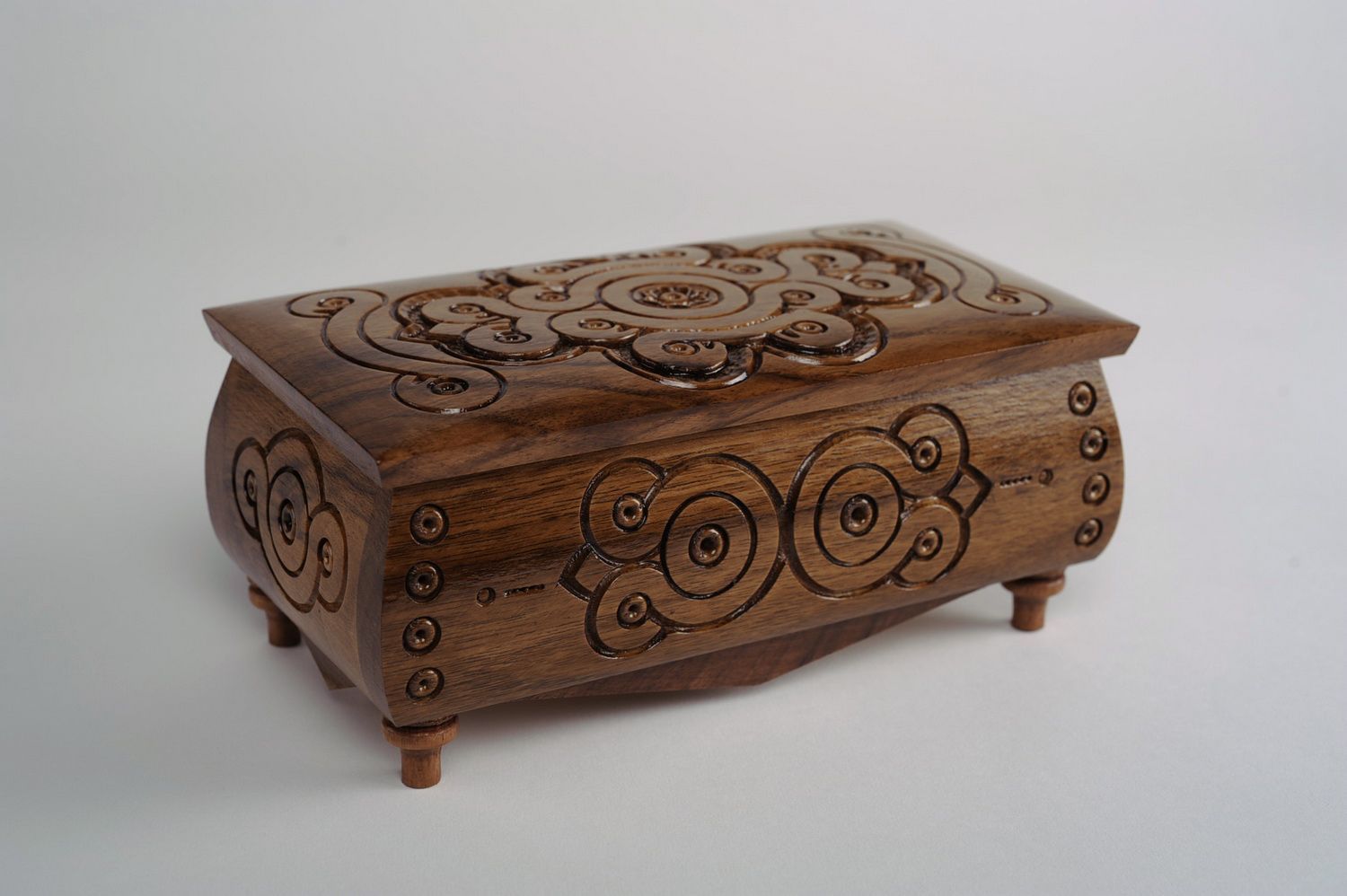 Carved box photo 1