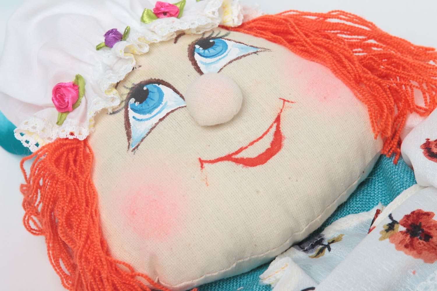 Красивая мягкая кукла для пакетов в виде улыбающийся веселой хозяюшки хэнд мэйд фото 3