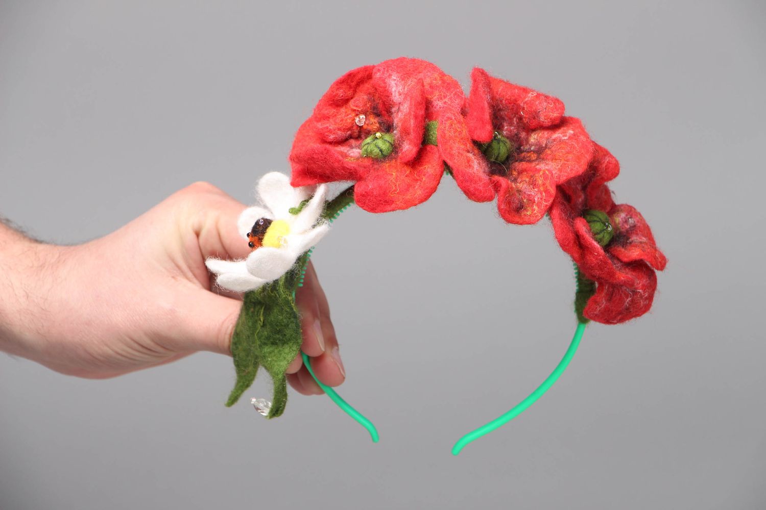 Wool felted headband with poppies and camomiles photo 4
