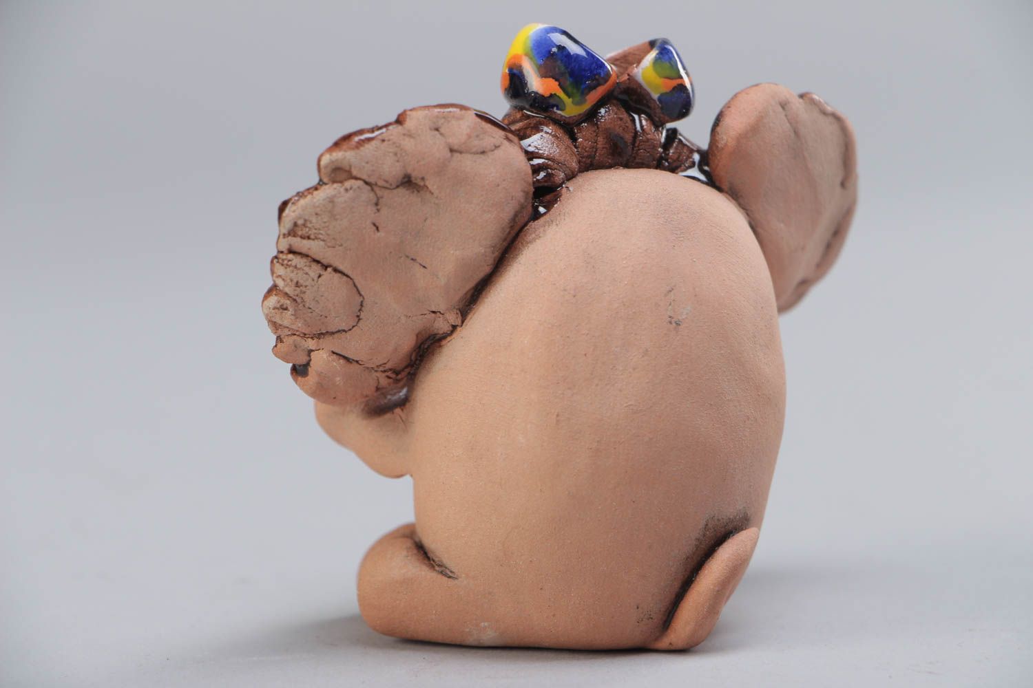 Petite figurine en céramique brune peinte faite main en forme d'éléphant photo 3