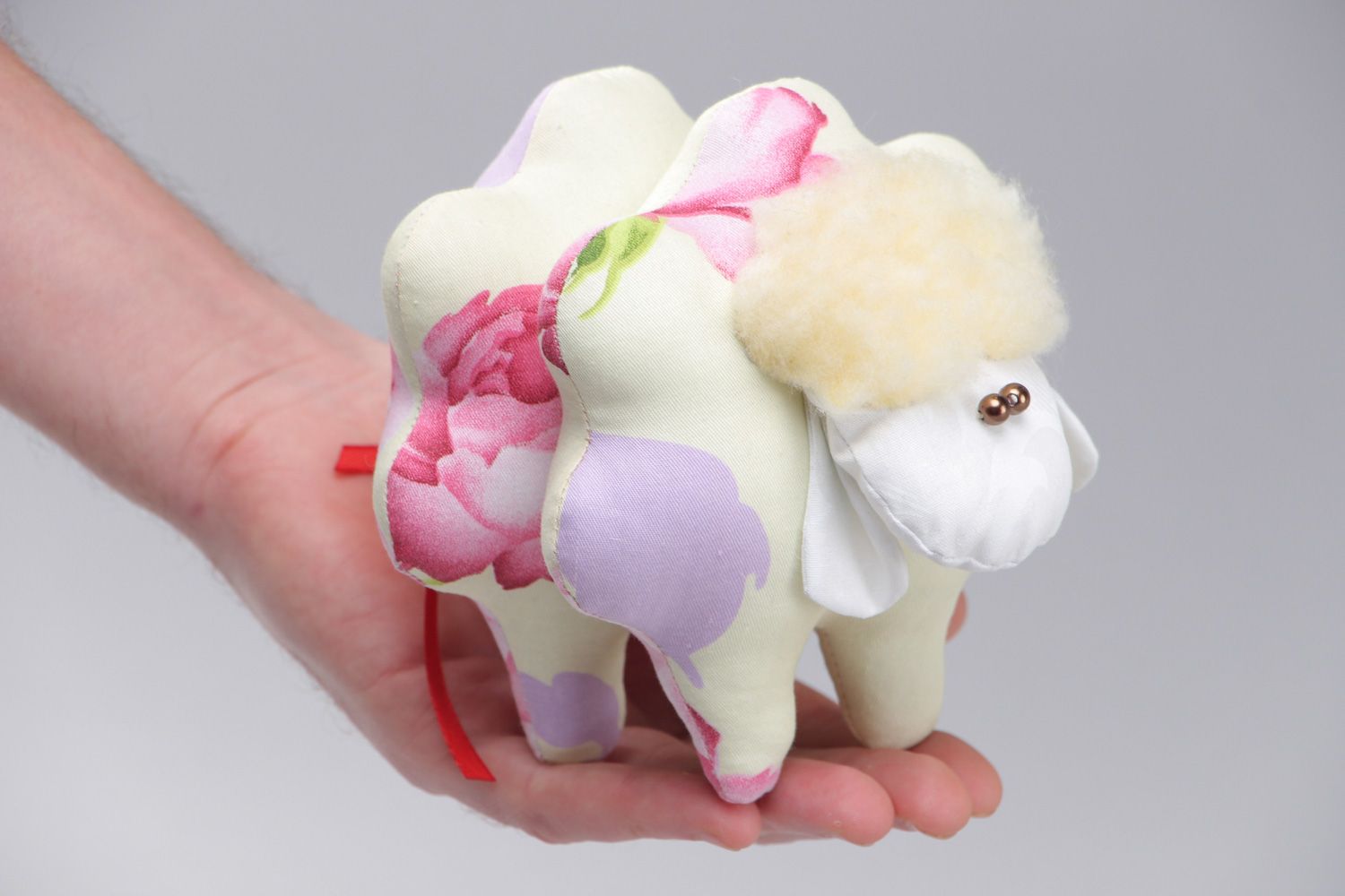 Мягкая игрушка примитив из натурального хлопка ручной работы красивая маленькая овечка фото 4