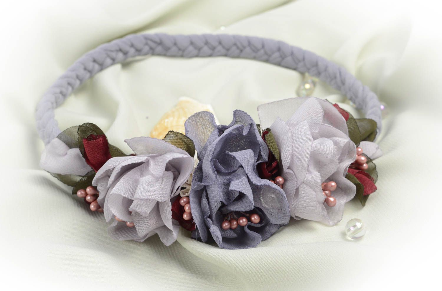 Haarschmuck Blüte handgemacht Haarband Blumen Accessoire für Haare grau foto 5