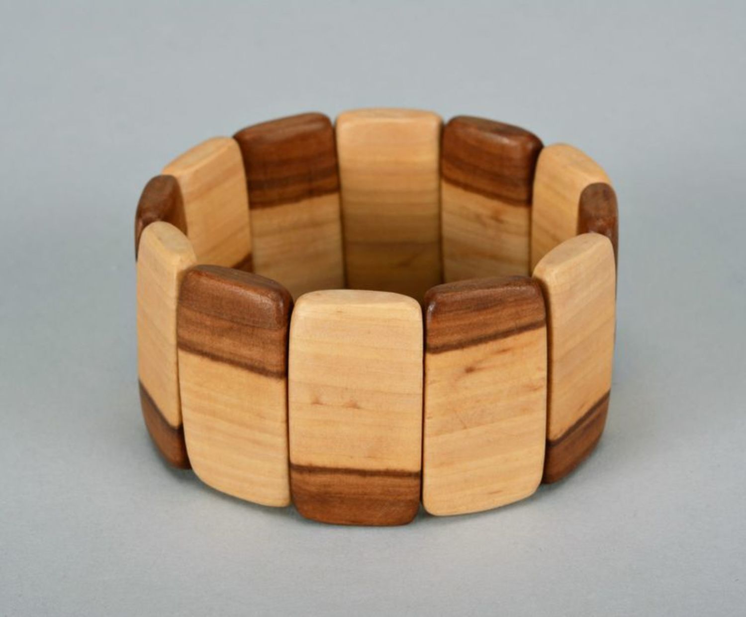 Bracelet extensible en bois  photo 2
