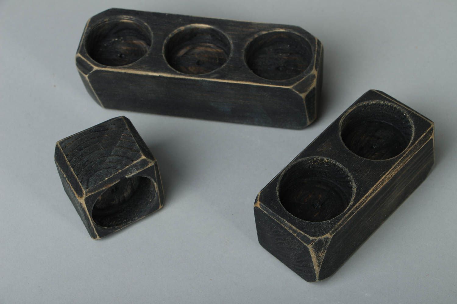 Holz Kerzenhalter Set in Schwarz foto 3