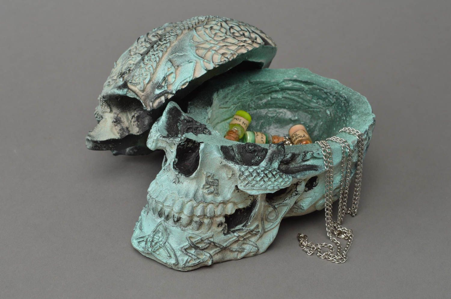 Handmade beautiful unusual jewelry box in shape of Celtic skull made of stucco photo 2