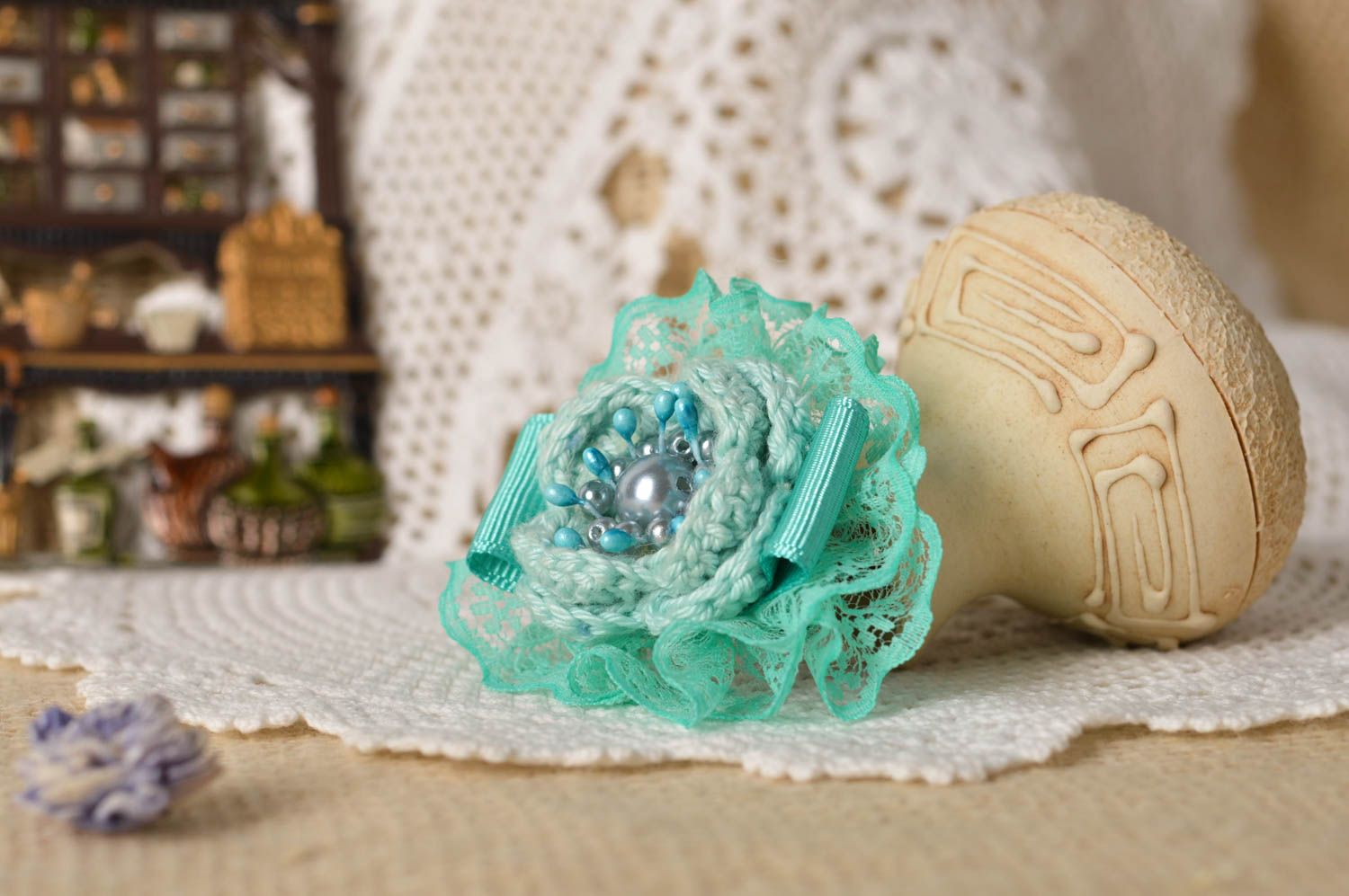 Gancho para el pelo broche artesanal adorno para el cabello flor azul turquesa foto 1