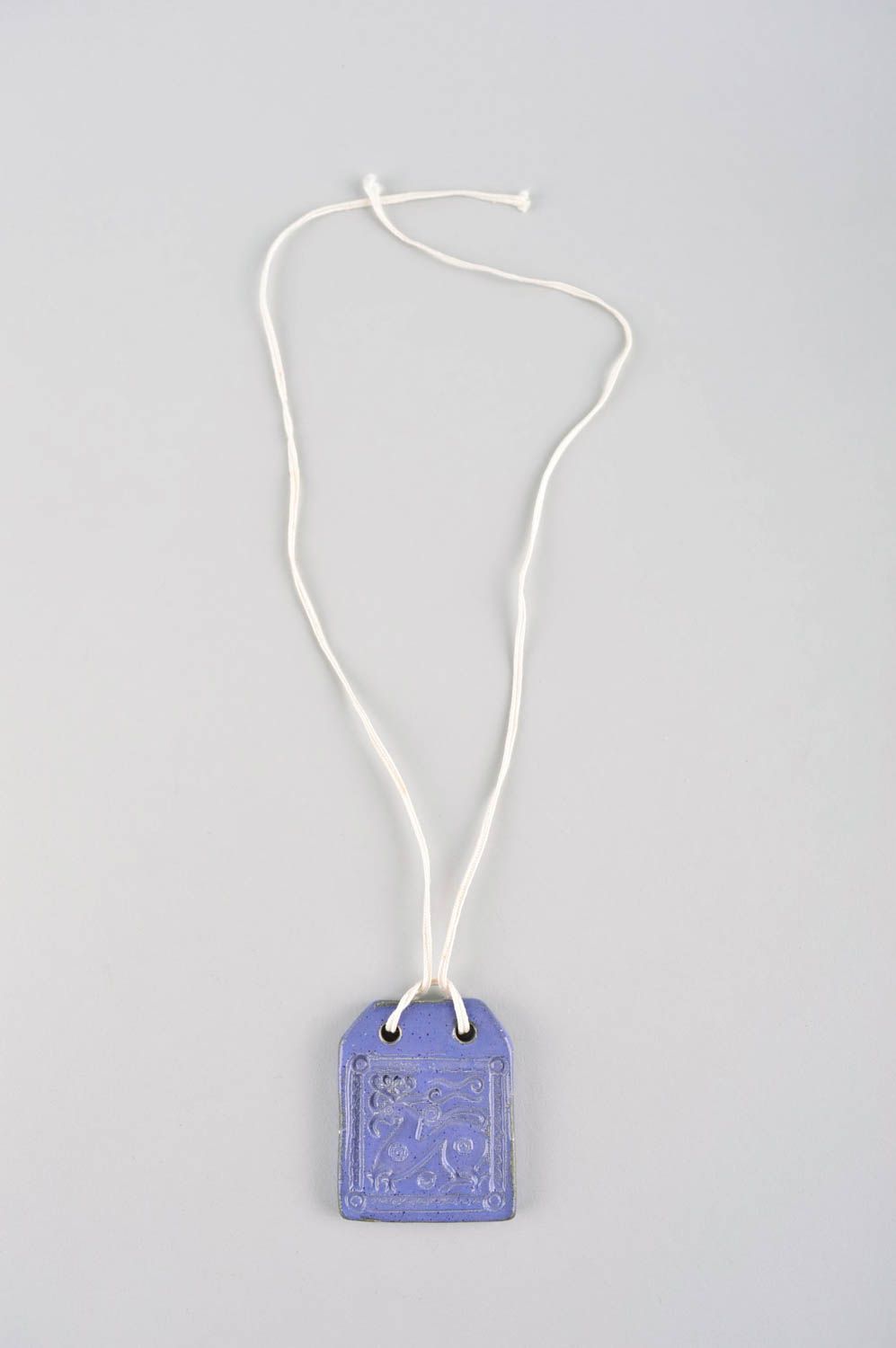 Pendentif bleu Bijou fait main céramique carré sur cordon Cadeau femme tendance photo 3