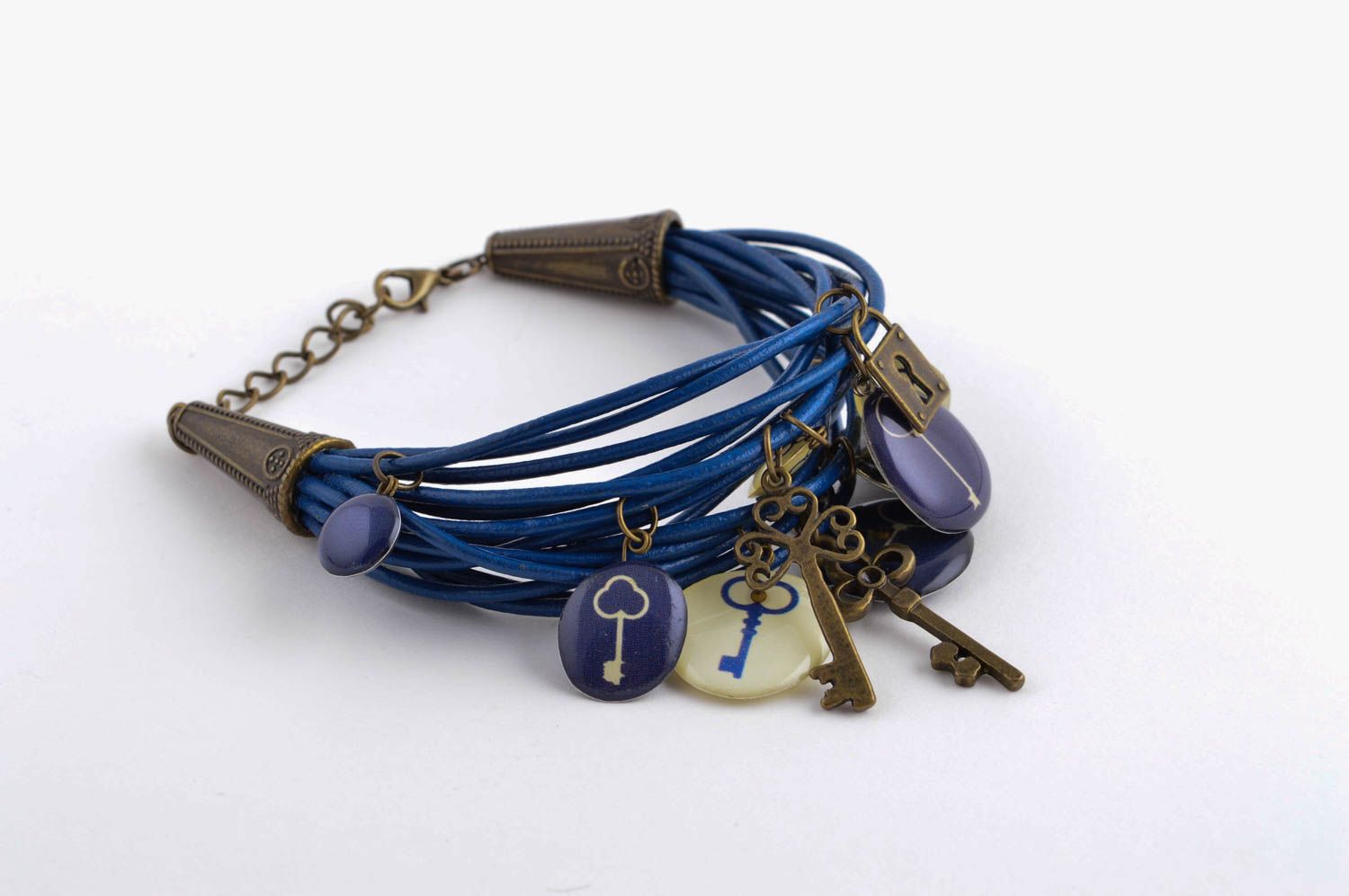 Bracelet en cuir fait main Bijou original bleu Accessoire pour femme design  photo 2
