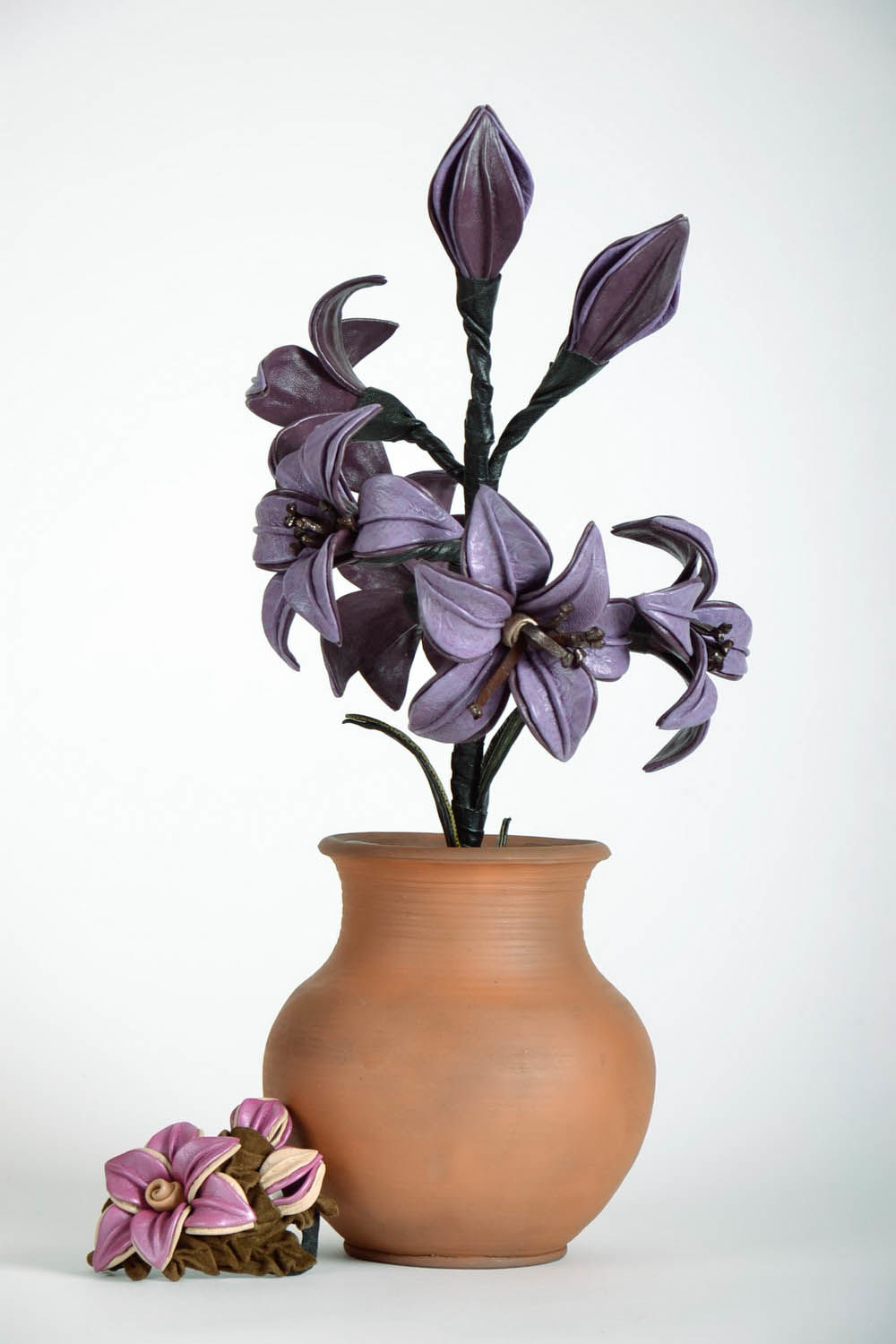 Fleur décorative en cuir naturel faite main photo 1