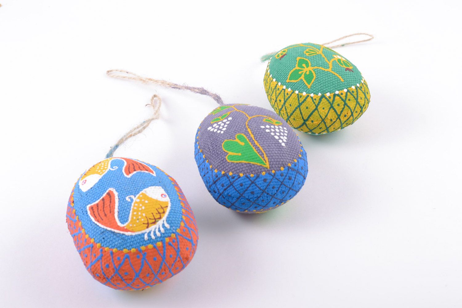 Set of 3 handmade decorative Easter eggs sewn of fabric painted with acrylics photo 3