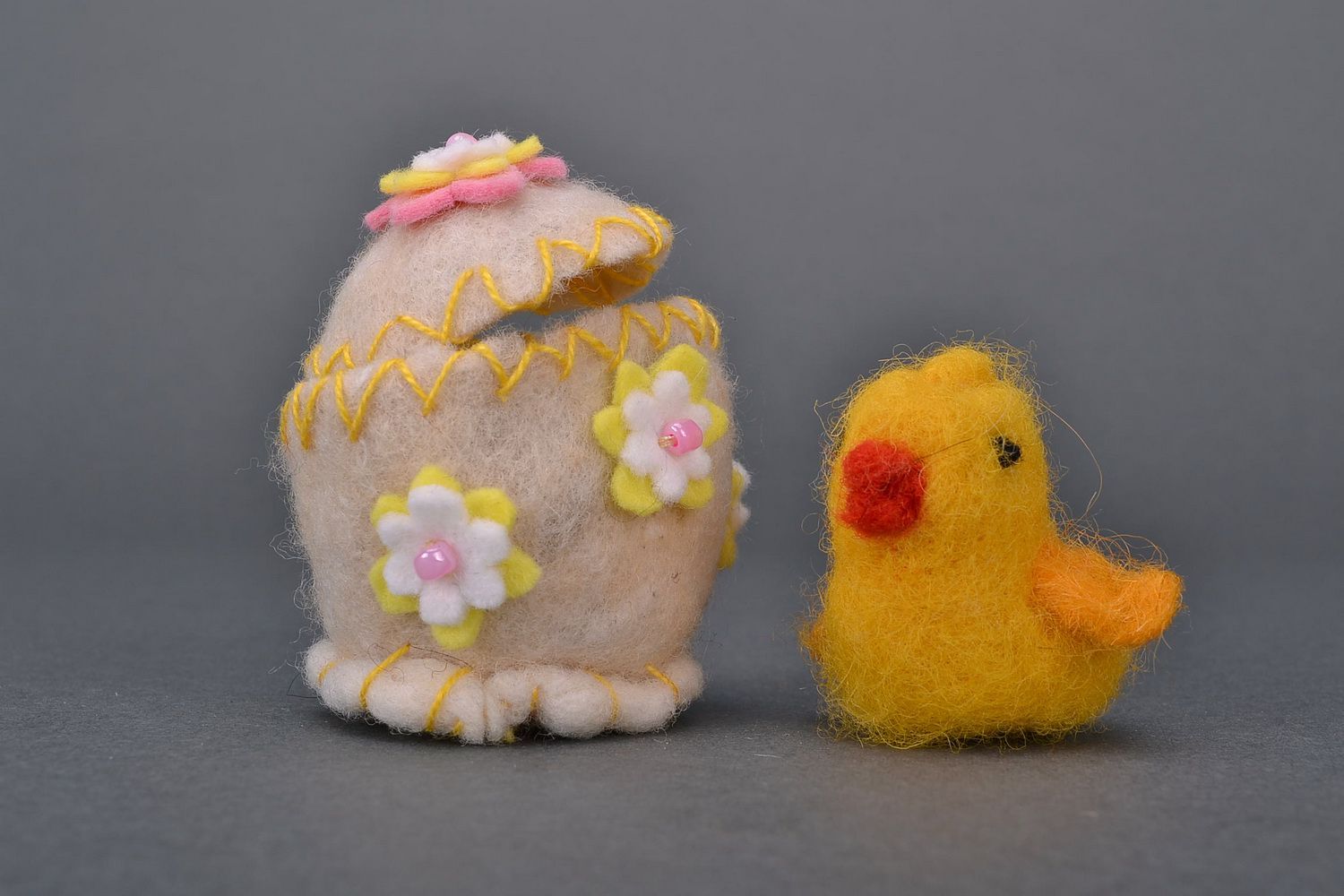 Woolen toy Chicken in egg photo 1
