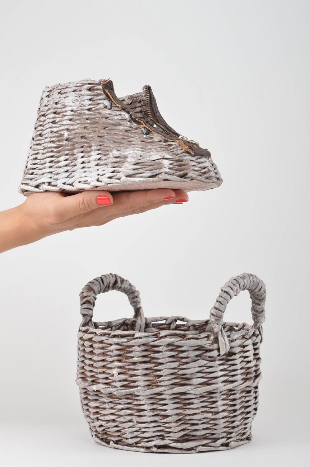 Handmade decorative woven basket paper basket 2 pieces newspaper craft photo 1