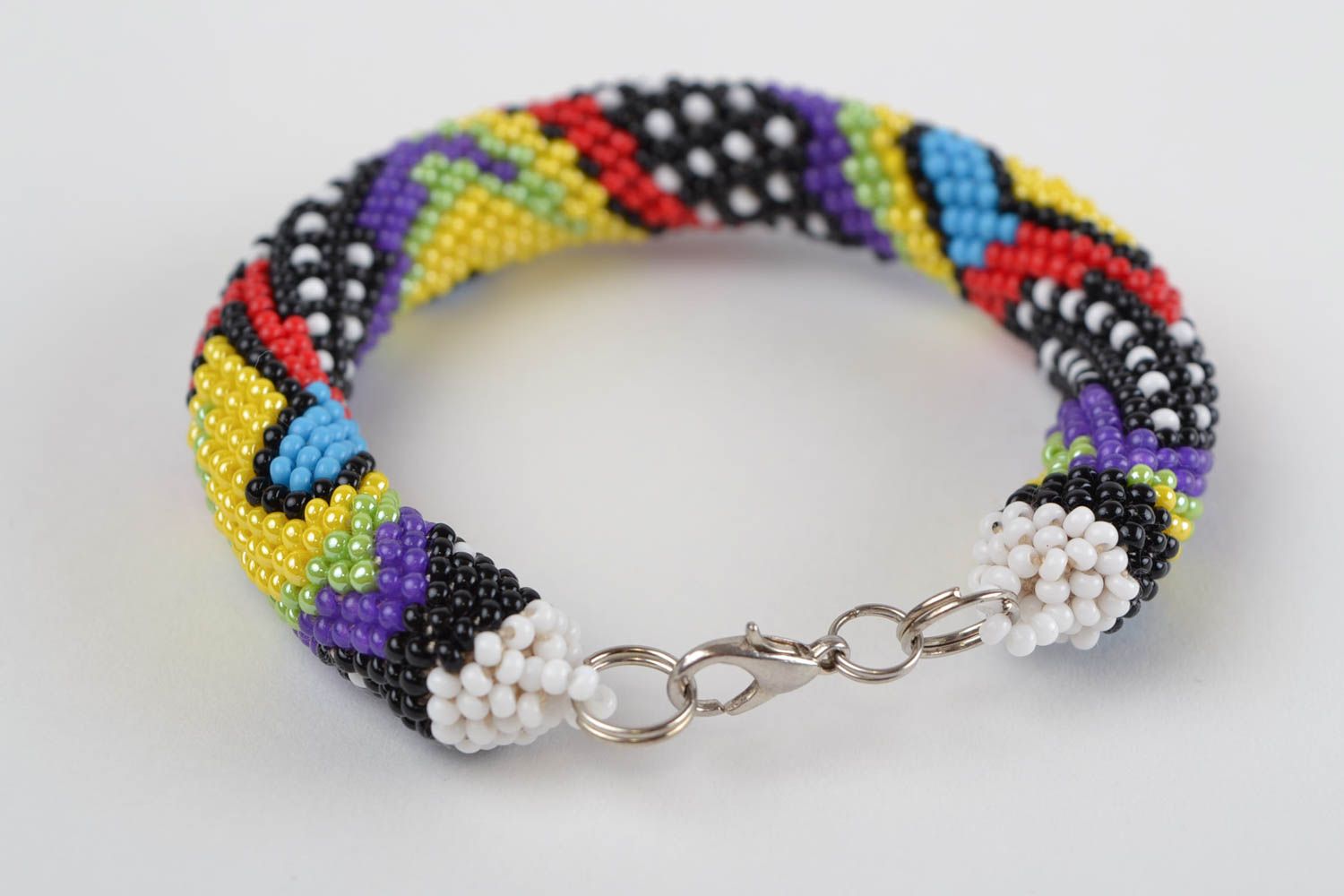 Bracelet spirale Bijou fait main au crochet Cadeau femme multicolore Mystère photo 5