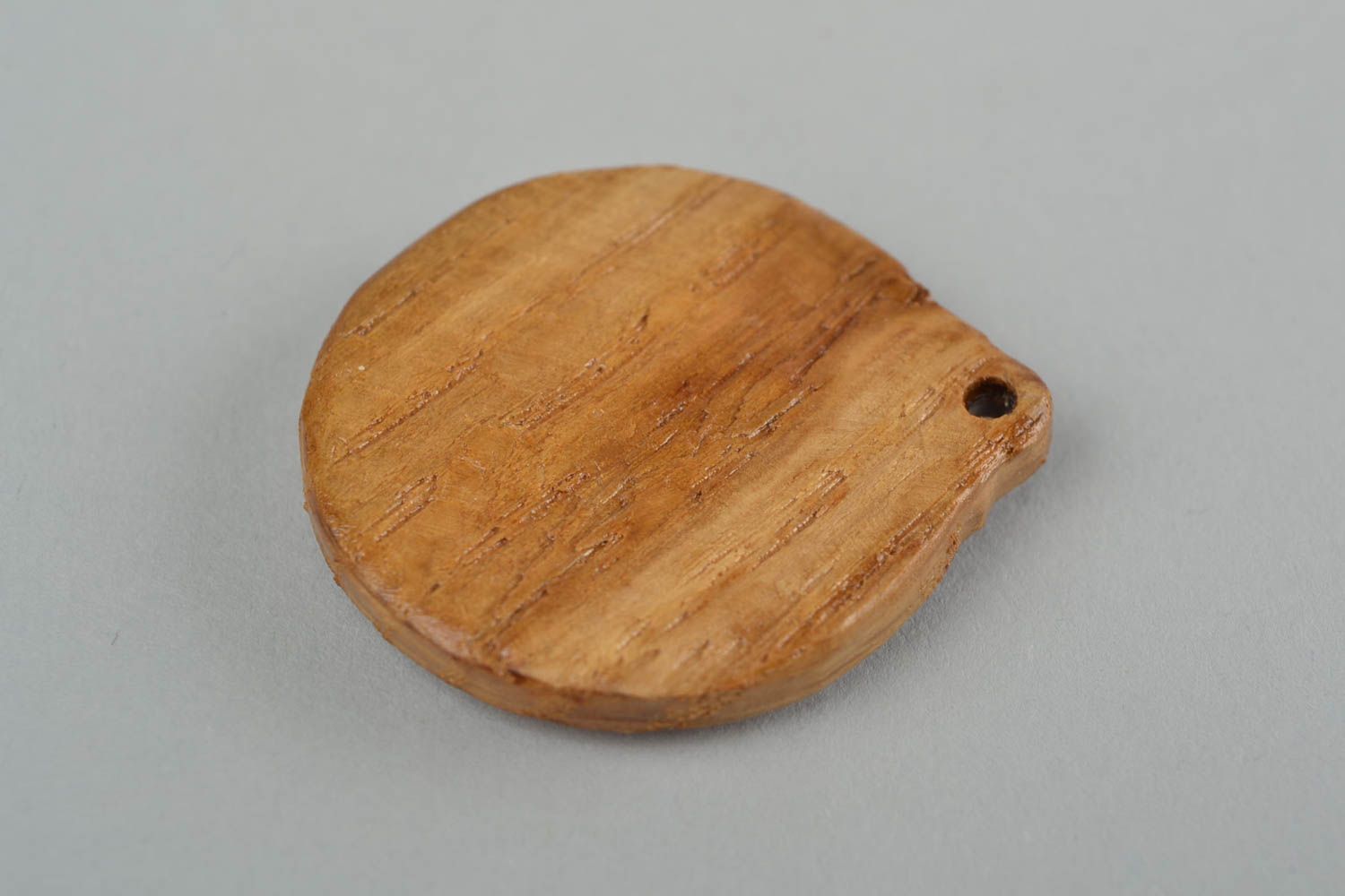 Handmade carved small round wooden neck pendant with Slavic symbol Kolovrat photo 5