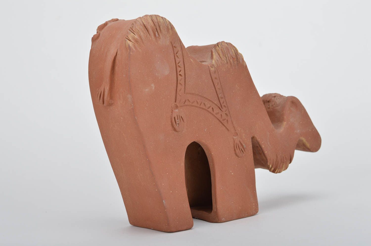 Статуэтка из глины в виде верблюда коричневая небольшая милая ручной работы фото 5