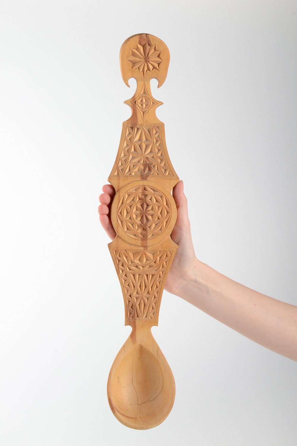 Красивая деревянная ложка для декора кухонного интерьера  фото 5