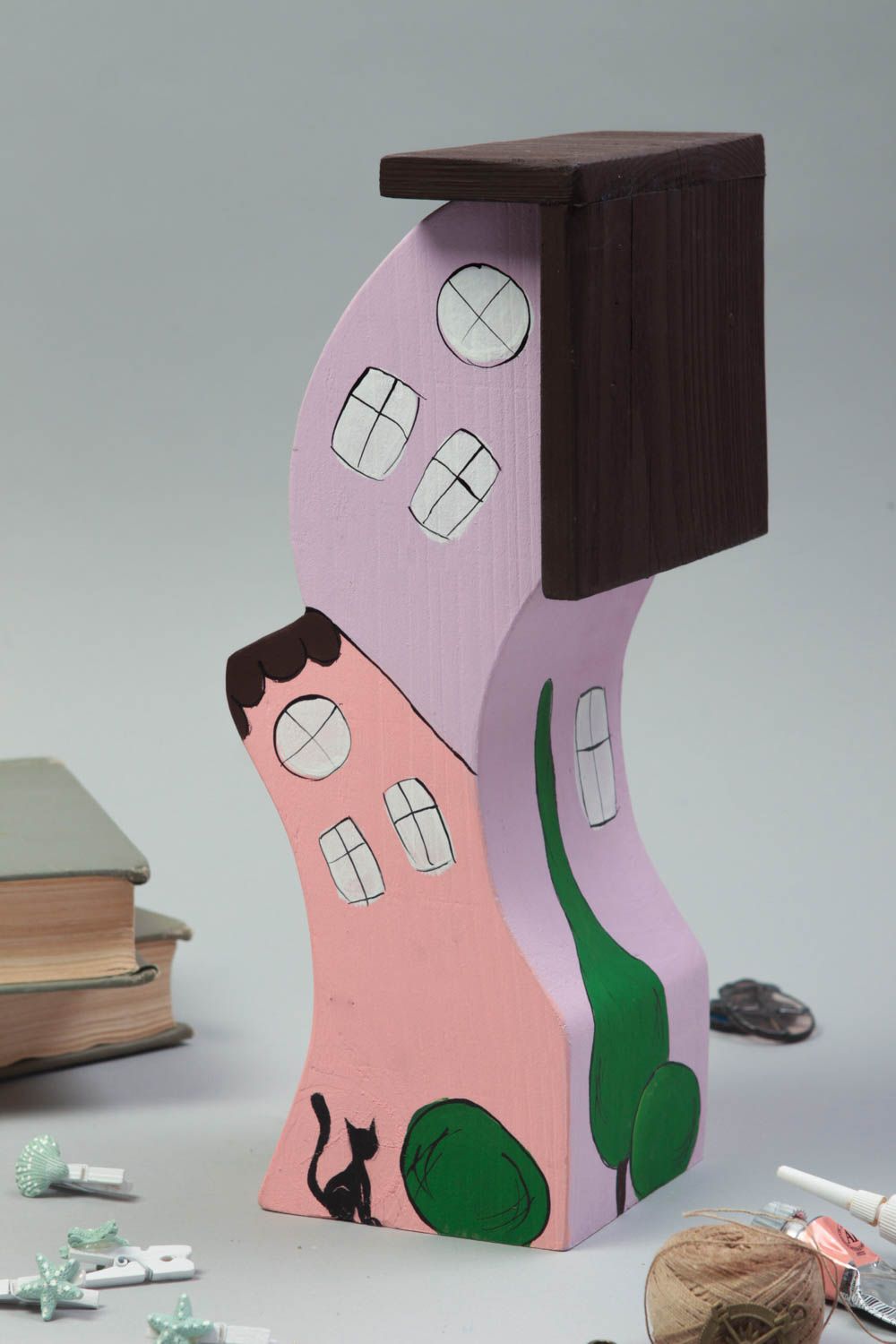 Handmade Holz Haus dekorative Statuette Wohnzimmer Deko Tisch Deko bemalt bunt foto 1