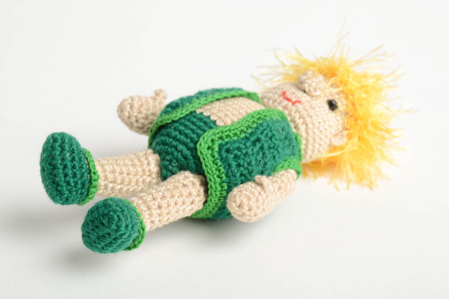 Designer Puppe handmade Geschenke für Kinder Haus Deko gehäkelt Junge in Grün  foto 3