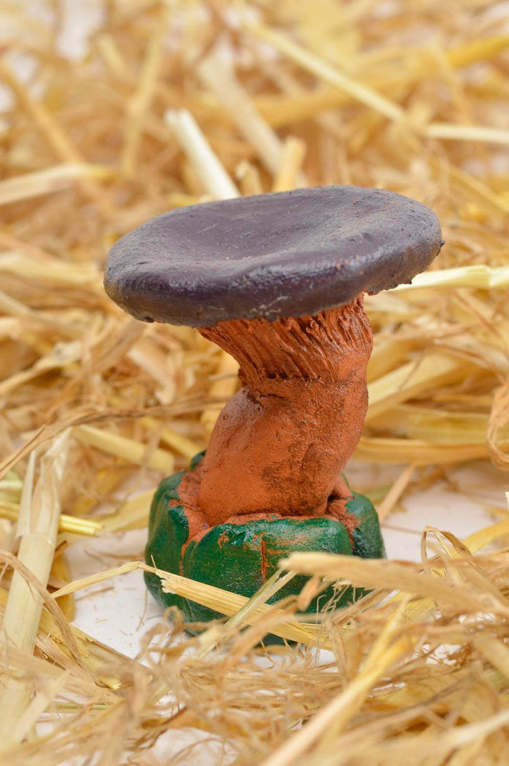 Фигурка из глины подарок ручной работы авторская статуэтка маленький грибочек фото 2