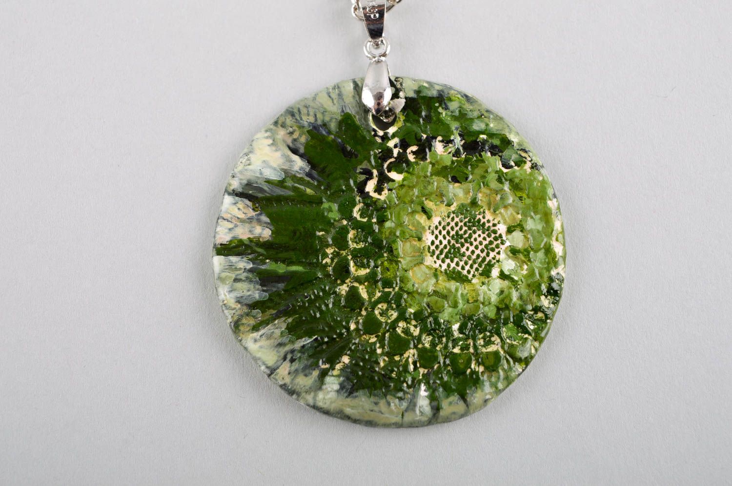 Handmade designer pendant on chain stylish elegant pendant beautiful jewelry photo 3