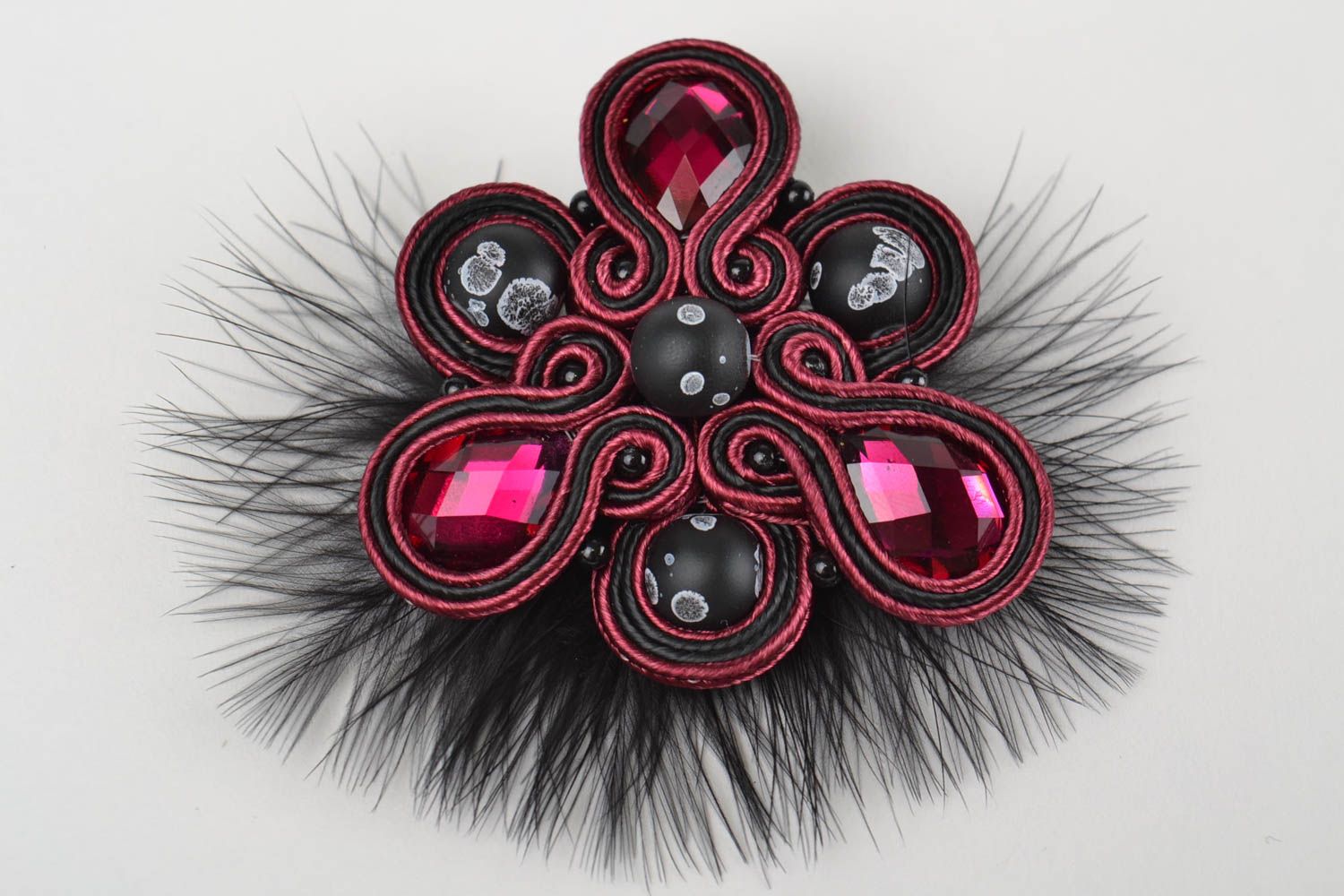 Handmade dark soutache brooch with feathers glass beads and leather basis photo 3