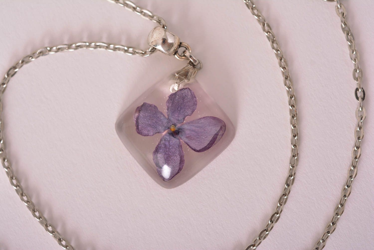 Cute handmade flower pendant metal necklace handmade accessories for girls photo 2