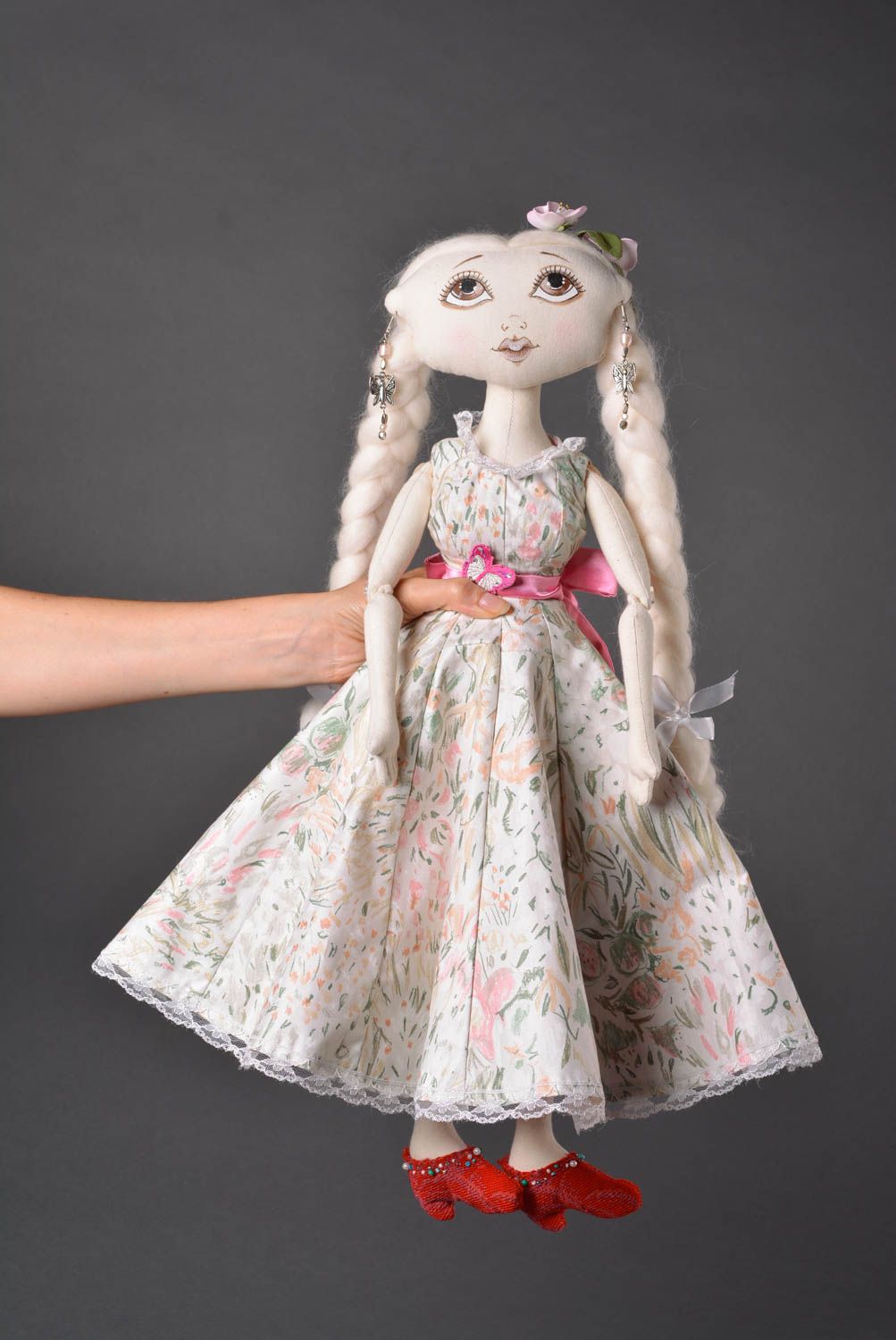 Кукла ручной работы кукла из ткани мягкая кукла с косичками оригинальная фото 3